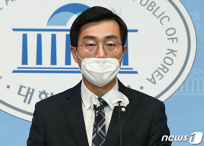 장경태 더불어민주당 의원. 2021.6.7/뉴스1 © News1 오대일 기자