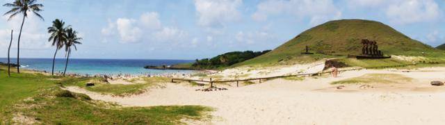 해변의 로맨스가 흐르는 아나케나. 그나마 있는 편의시설은 해안으로부터 뒤로 쭉 물러나 있다. ⓒ강미승