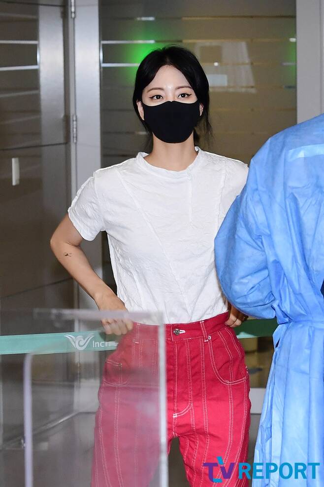 Actor Han Ye-seul arrived at Incheon International Airport on the afternoon of the 9th after finishing his personal schedule in United States of America.