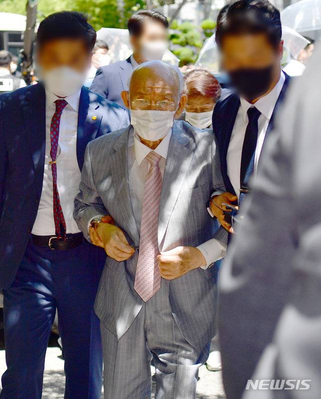 9일 항소심 출석 모습
