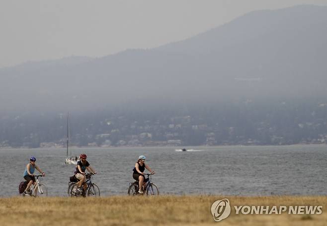 산불 때문에 스모그가 짙어진 캐나다 밴쿠버[신화=연합뉴스]