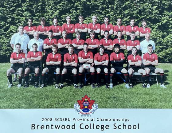 고등학교 시절 럭비 선수로 활동했던 안드레진 코퀴야드. 맨 뒷줄 왼쪽에서 네 번째.