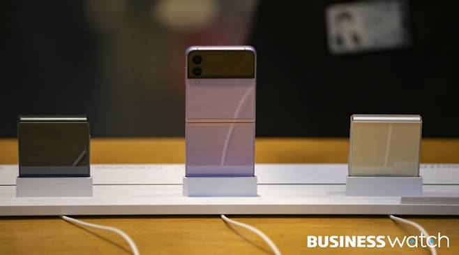 갤럭시Z 플립3/사진=이명근 기자 qwe123@