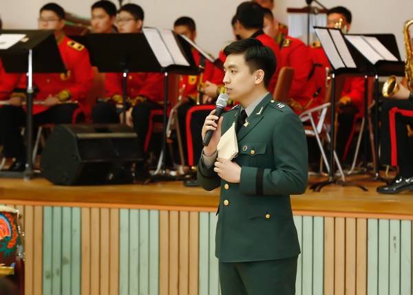 장교 대위 복무 시절 한형구 캐스터 (사진=한형구 캐스터)