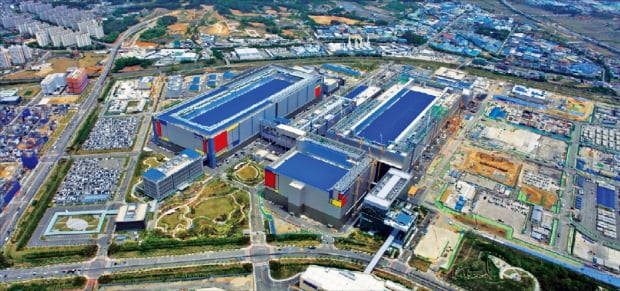 주요 반도체 생산시설이 있는 삼성전자 경기 평택 캠퍼스 전경.  삼성전자 제공