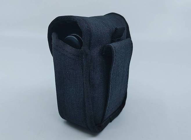 고리형 케이스라 허리띠가 없으면 허리에 달 수가 없다