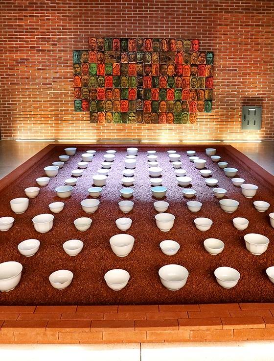 신유박해 당시 '순교자의 무덤'을 표현한 최지만 작가의 작품 [사진/조보희 기자]