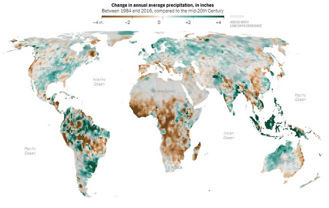 전 세계 연평균 강수량 변화. 갈색일수록 가뭄이 심하고, 초록색일수록 비가 많이 온다. 뉴욕타임스 화면 갈무리