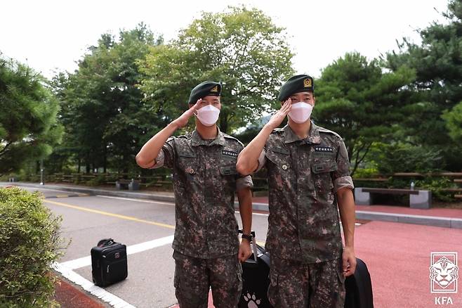 군복입고 파주 NFC 입소한 김천상무 소속 정승현과 조규성 [대한축구협회 제공. 재판매 및 DB 금지]