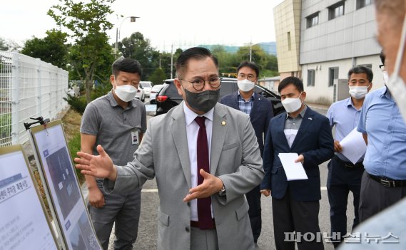 포천시의회 제159회 임시회 조례특위 6일 가산체육문화센터 주차장 확충사업 현장답사. 사진제공=포천시의회