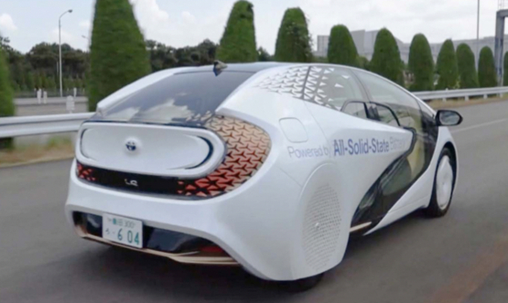 일본 토요타가 7일 공개한 전고체 배터리 프로토타입 차량. 토요타는