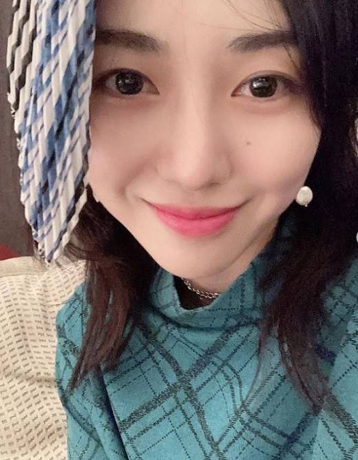 권민아가 호텔 객실 내 흡연 불가 방침을 몰랐다고 해명했다. 사진｜권민아 인스타그램