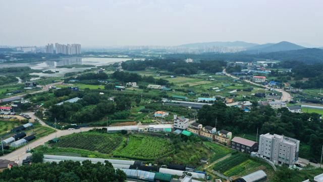 지난달 30일 오후 제3차 신규 공공택지로 선정된 경기 의왕시 초평동 일대. 연합뉴스