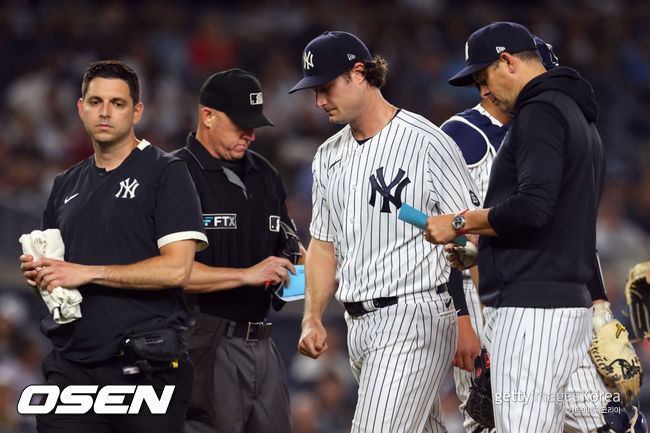 [사진] 게릿 콜이 햄스트링 통증을 느껴 교체되고 있다. 2021.09.08 ⓒGettyimages(무단전재 및 재배포 금지)