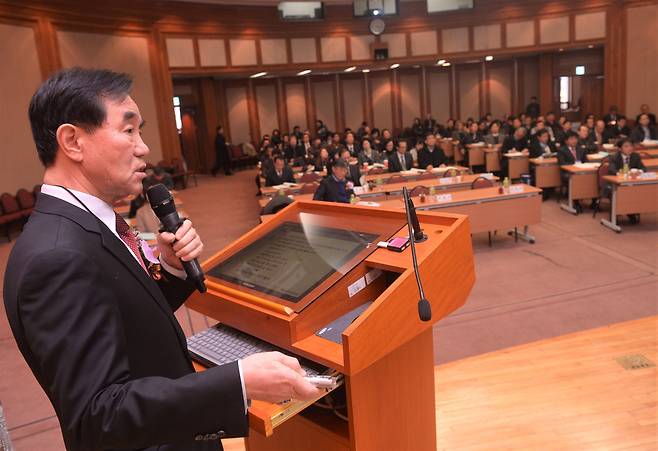 사진설명 : 한국생애설계협회 최성재 회장 (서울대 명예교수) 강의 현장 스케치