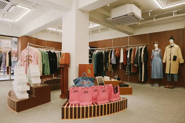 서울 성동구 성수동 럭키마르쉐(Lucky Marche) 플래그십 스토어 모습.(사진=럭키마르쉐)