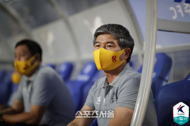 광주 김호영 감독. 제공 | 한국프로축구연맹