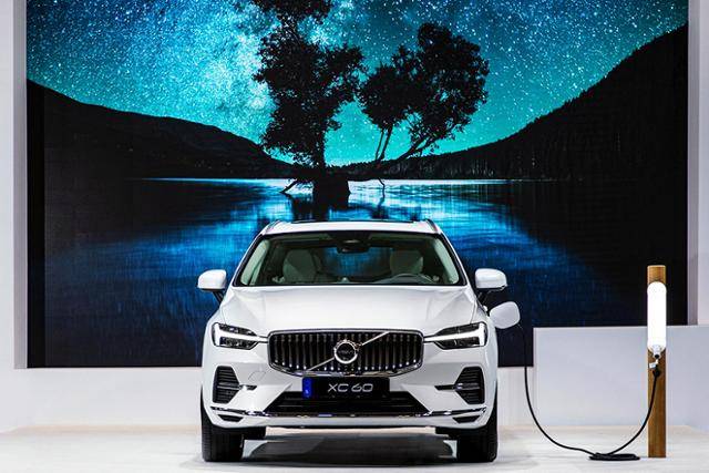 볼보자동차코리아, 신형 XC60 공개
