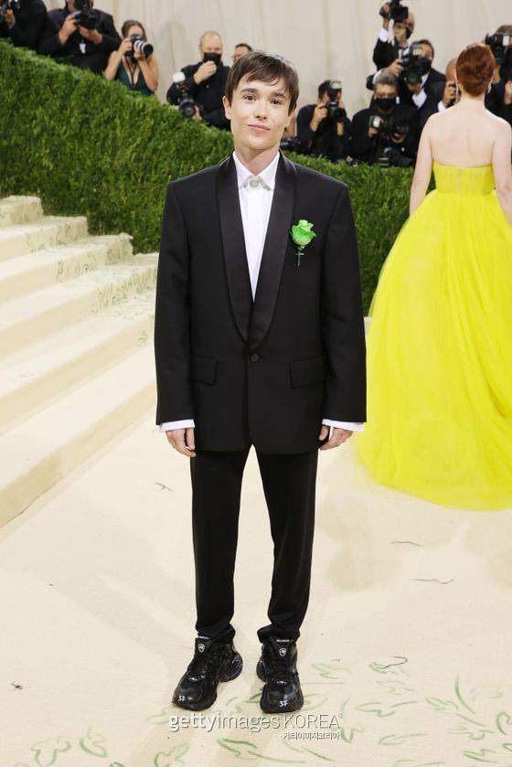 NEW YORK, NEW YORK - SEPTEMBER 13: Elliot Page attends The 2021 Met Gala Celebrating In America: A Lexicon Of Fashion at Metropolitan Museum of Art on September 13, 2021 in New York City. (Photo by Mike Coppola/Getty Images)