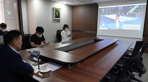 신용회복위원회가 14일 가상공간인 메타버스를 활용해 신용교육 전문강사 워크숍을 개최했다. [사진=신용회복위원회]