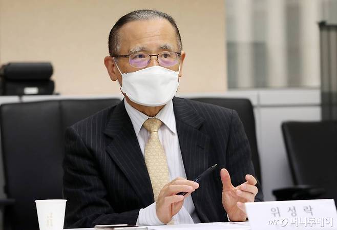 위성락 전 주러시아 대사. /사진=김휘선 기자 hwijpg@