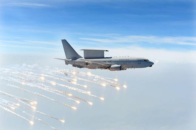 공군의 항공통제기인 E-737 피스아이는 북한의 순항미사일을 탐지 및 추적하는 수단으로 꼽힌다. 사진=공군
