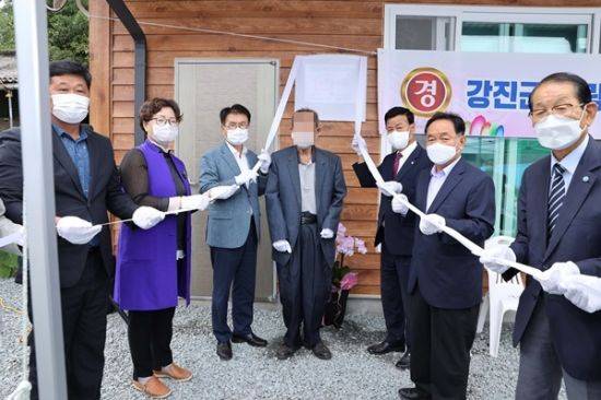 제32호 사랑의 집짓기 준공 및 입주식 ⓒ 아시아경제