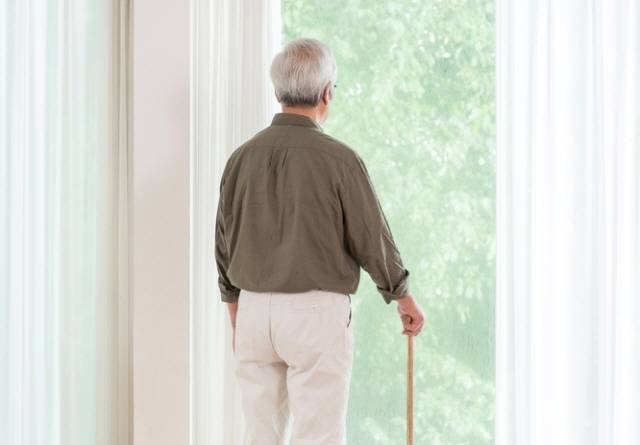 코로나19로 사람 간 신체접촉이 줄면서 정서적 교감을 나눌 기회 또한 줄고 있다./사진=클립아트코리아