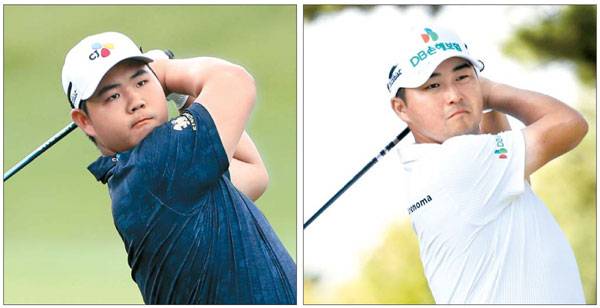 김주형(왼쪽)과 이태훈이 16일 경북 칠곡군 파미힐스 컨트리클럽 동코스에서 열린 DGB금융그룹 어바인 오픈 1라운드에서 나란히 6언더파 65타를 치며 시즌 첫 승에 도전하고 있다. [사진 제공 = KPGA]