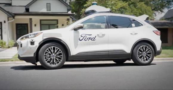 월마트가 포드, 아르고AI와 손잡고 자율주행차 기반 배송 서비스를 선보였다 [사진=아르고AI]