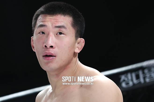 ▲ '강철부대' 김상욱이 정찬성의 제자 박문호와 맞붙는다. UDT와 특전사 출신의 대결이다.