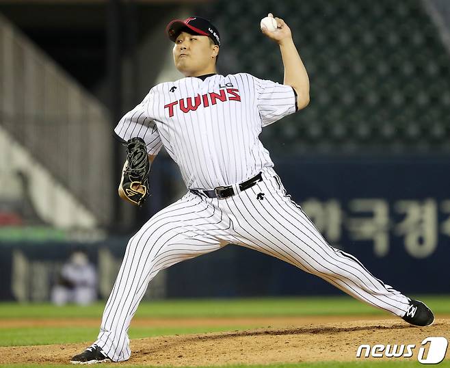 LG 트윈스 투수 이우찬. 2021.6.1/뉴스1 © News1 김진환 기자