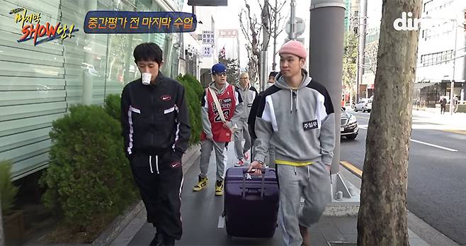 ‘리짓군즈의 마지막 Show당!’은 DF 팀이 출연 아티스트에게 얼마나 높은 자유도를 부여하는지 잘 보여주는 사례다.