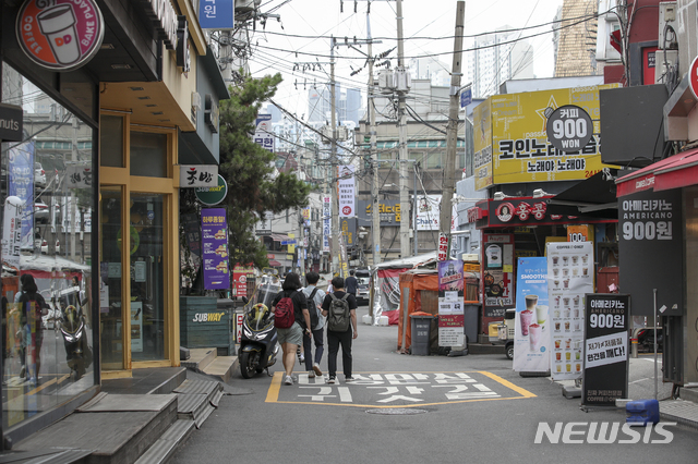 [서울=뉴시스] 서울시내 식당가가 한산한 모습을 보이고 있다. (사진=뉴시스 DB). photo@newsis.com