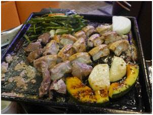 홍대 소상공인상점가의 유명 '맛집'으로 손꼽히는 '노루묵'의 소곱창. 한국간편결제진흥원 제공