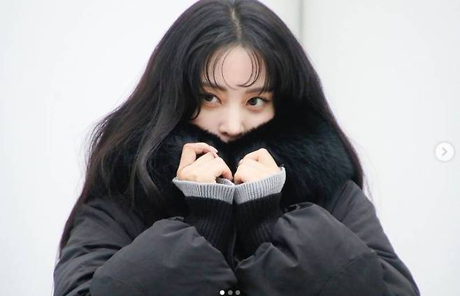 배우 한예슬이 겨울 옷을 입고 인형같은 미모를 뽐냈다./사진=한예슬 인스타그램