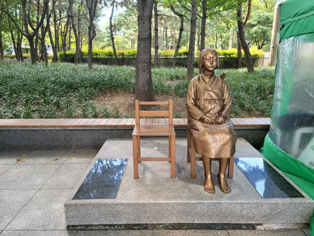 대구 중구 공평동 2.28공원에 있는 평화의 소녀상. 김재현 기자