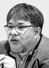 안희곤 사월의책 대표