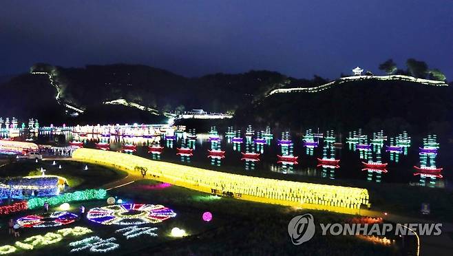 백제문화제 야경 [연합뉴스 자료사진]