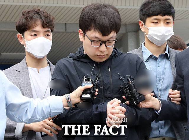 조주빈의 범행을 도운 가담자 남경읍 역시 징역 17년을 선고받았다. /뉴시스