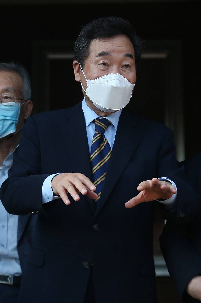 더불어민주당 대권주자인 이낙연 전 대표가 23일 오후 울산시 북구 박상진 의사 생가를 방문해 발언하고 있다. (사진= 연합뉴스)