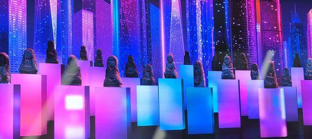 국립춘천박물관의 영상. 현대사회에서도 나한은 중생의 하소연을 듣고 깨달음을 주는 성자라 할 수 있다.