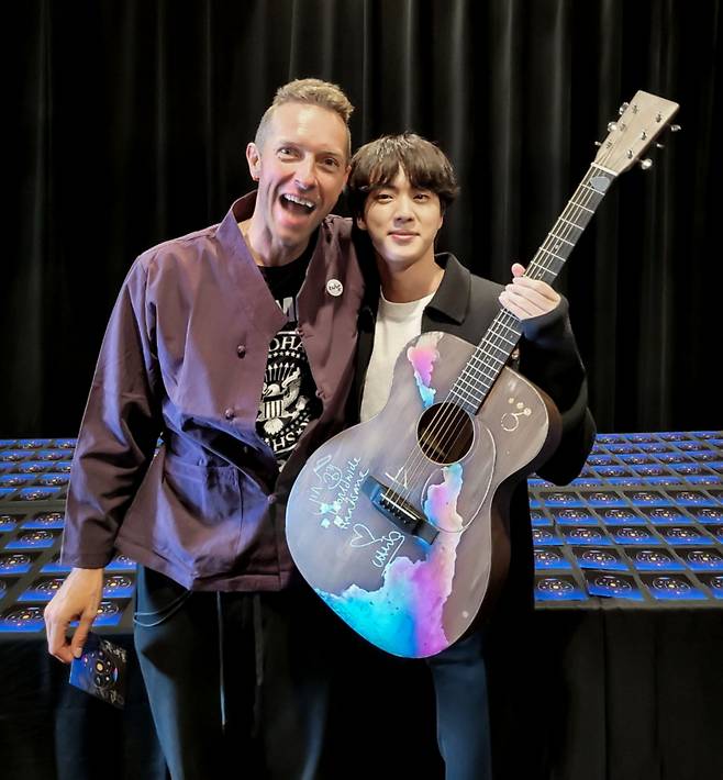 방탄소년단 진(BTS JIN)과 크리스 마틴(Chris Martin)