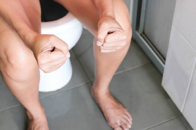 변비 증상이 대장암 때문에 생길 수 있다./사진=클립아트코리아