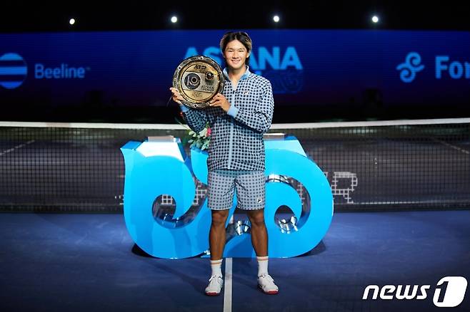 당진시청 테니스팀 권순우 선수 우승 경기 후 시상식© 뉴스1