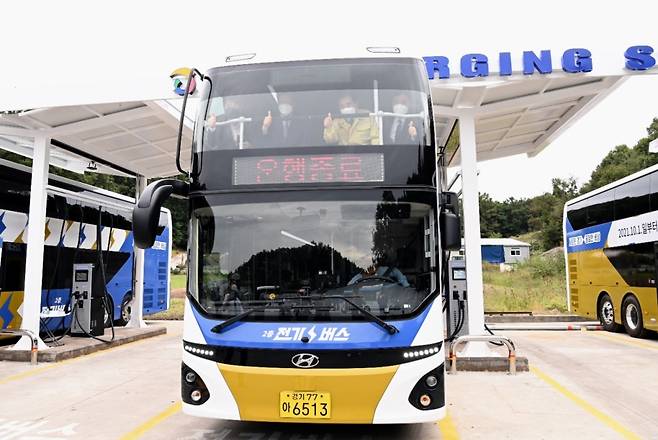 경기도 공공버스 2층 전기버스. /사진=경기도