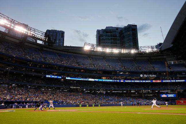 홈에서 부상 복귀전 치른 류현진. ⓒ AP=뉴시스