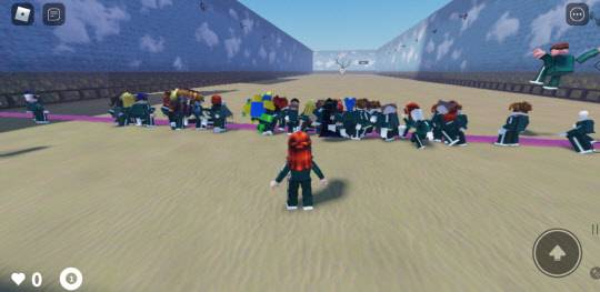 유저들이 로블록스에서 오징어 게임 속 내 콘텐츠인 '무궁화 꽃이 피었습니다'를 하기 위해 출발선에서 대기하고 있다. 로블록스 캡처
