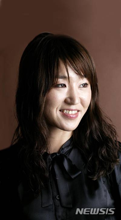 [서울=뉴시스]작가 김이듬 (사진 = 뉴시스DB) 2021.9.29. photo@newsis.com