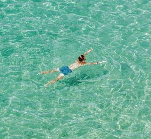 스페인 사진작가 요시고의 대표작 ‘Mallorca, Spain’(사진=미디어앤아트)